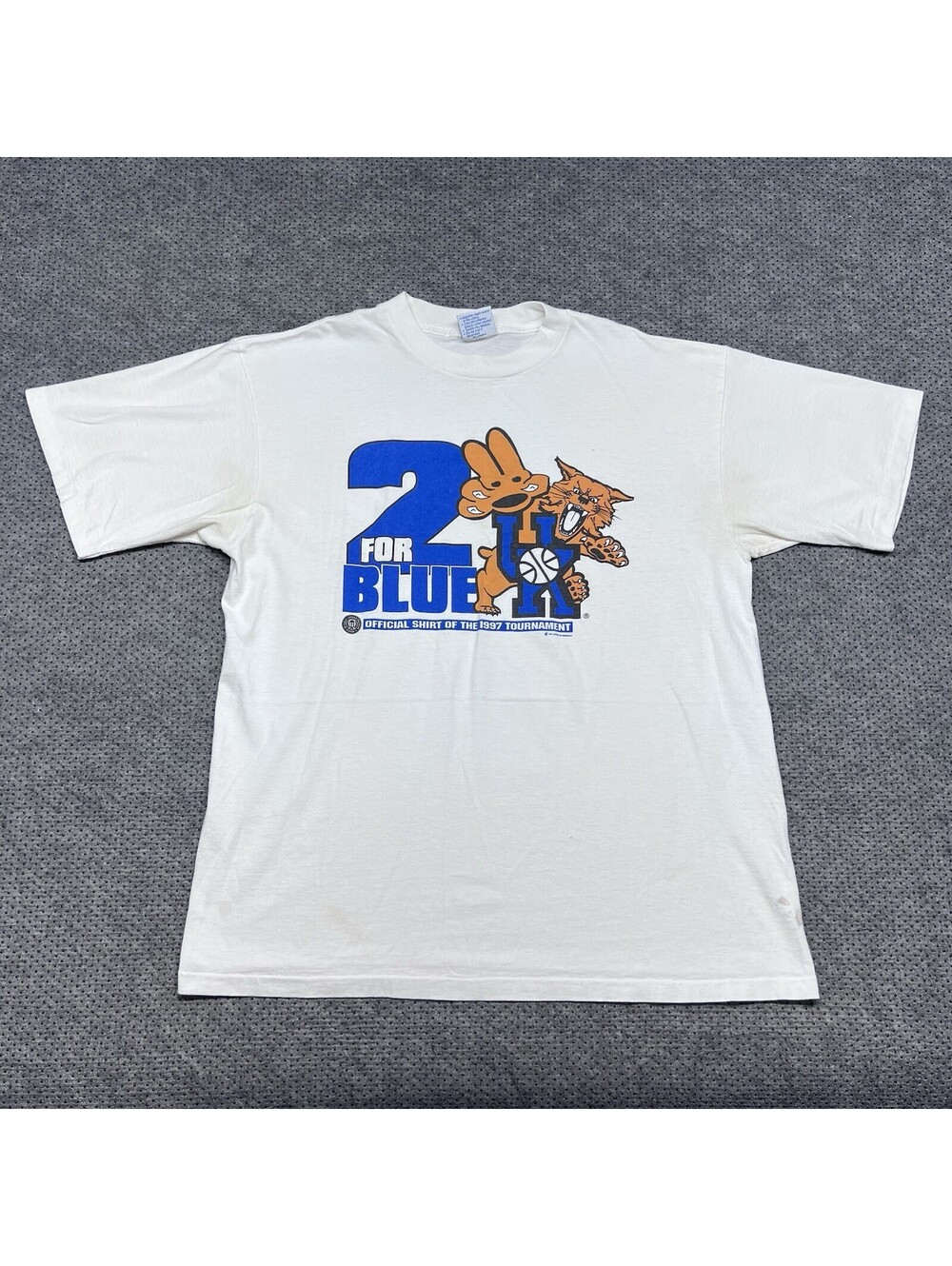 Vintage 1997 University Of Kentucky Wildcats Basketball Tournament T-Shirt XL